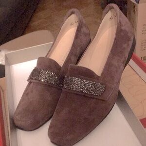 Peter Kaiser gorgeous suede shoes with Swarovski Crystal decorations 6,5US,4UK